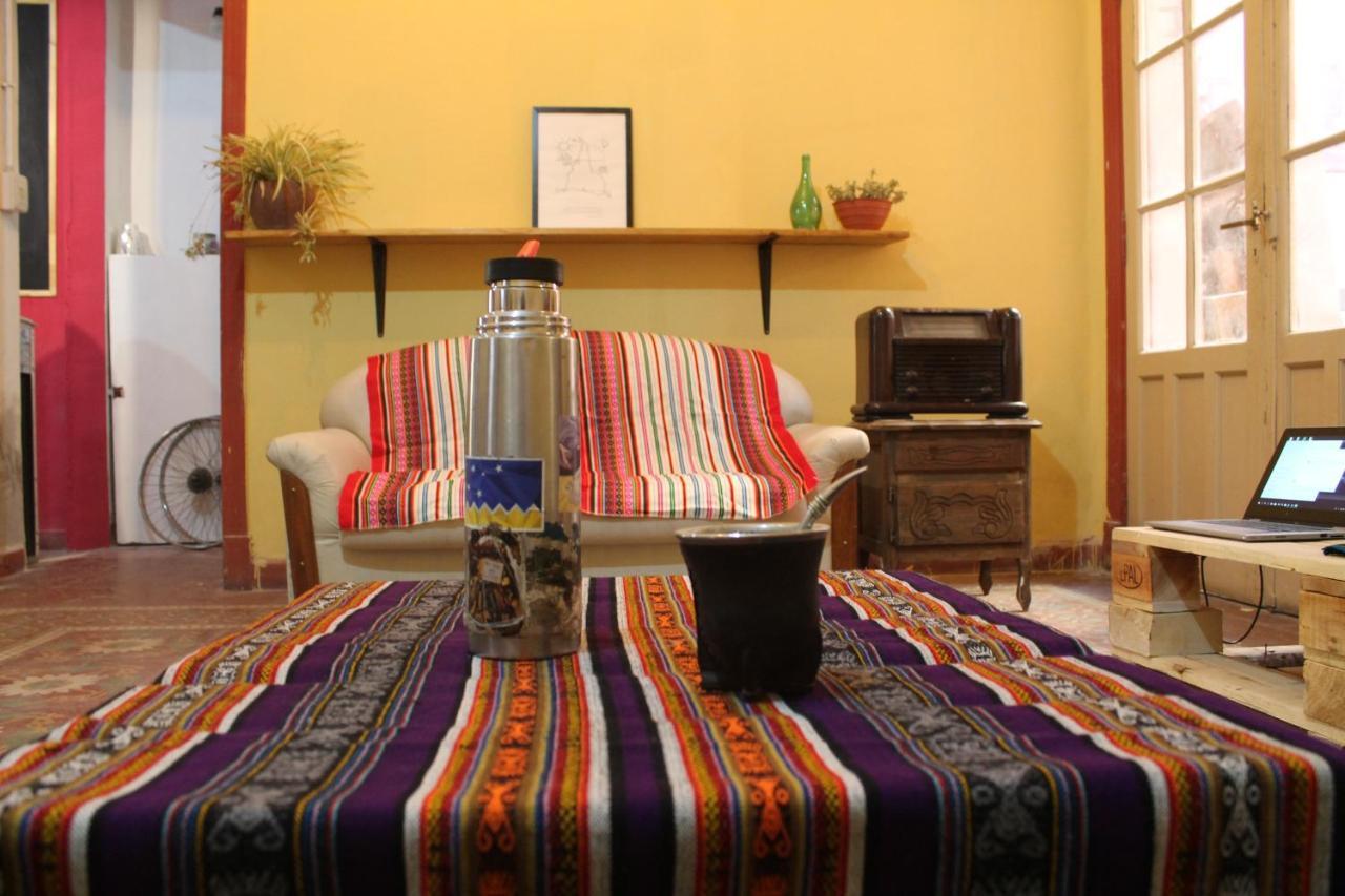 Casa Artigas Hostelコルドバ エクステリア 写真