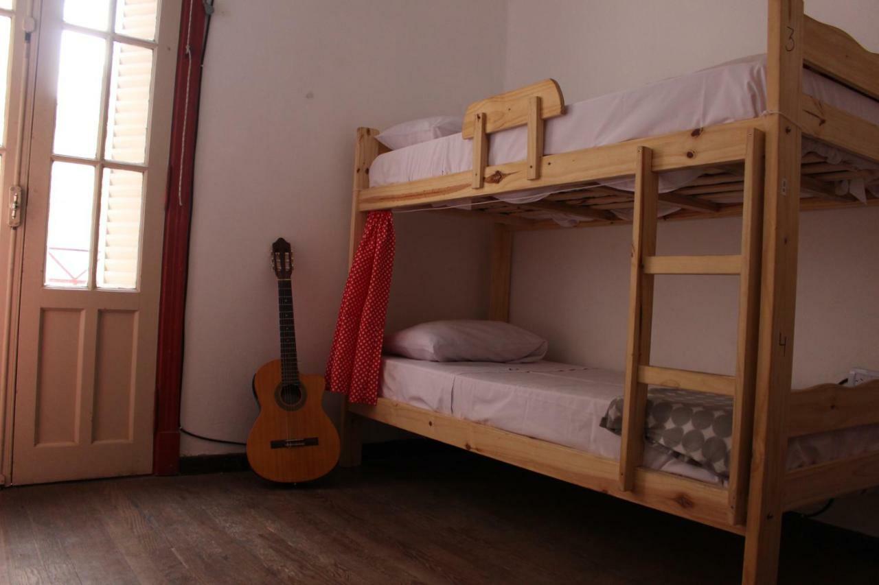 Casa Artigas Hostelコルドバ エクステリア 写真