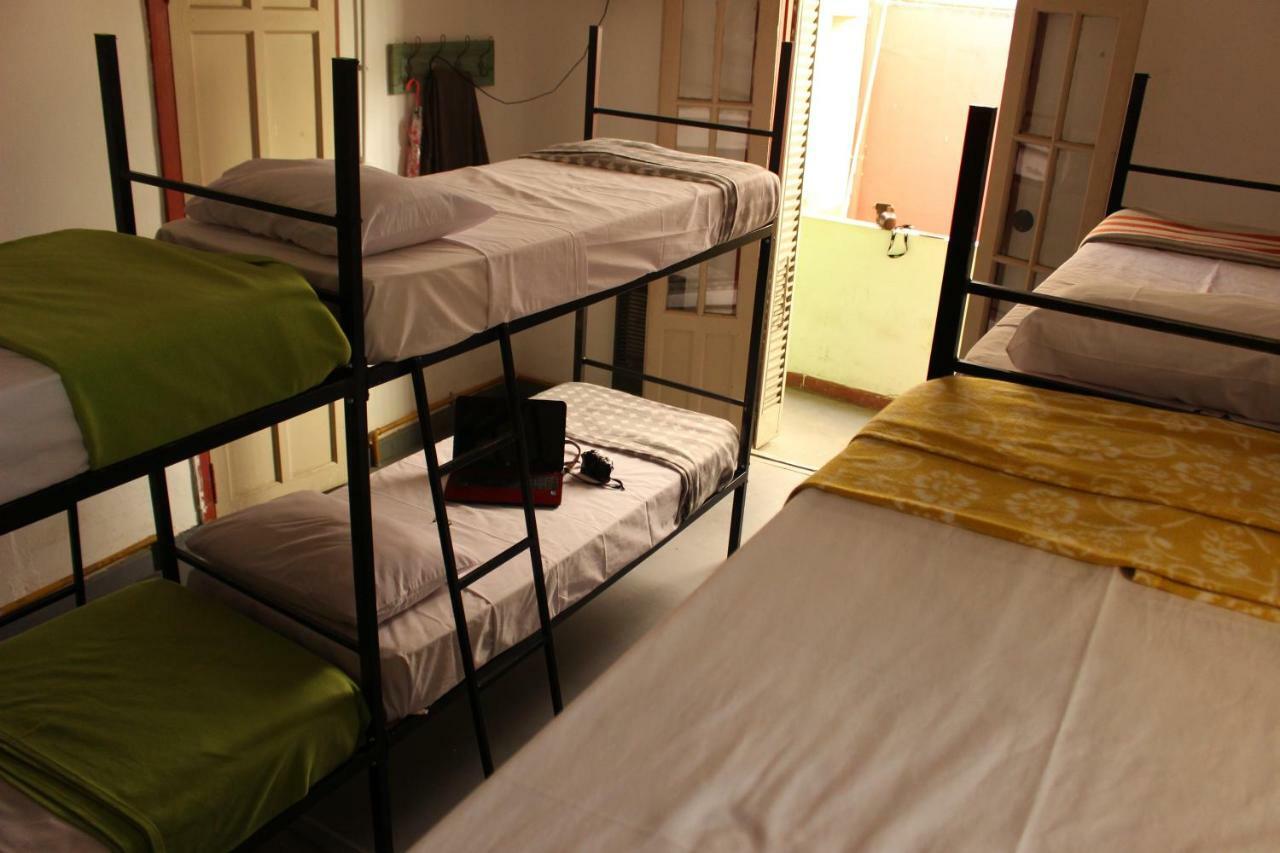 Casa Artigas Hostelコルドバ エクステリア 写真